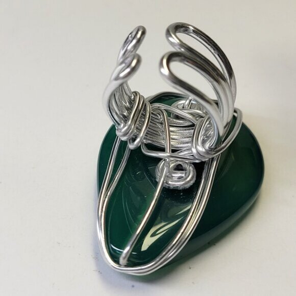 Green Onyx Pear Shape ring Gemstone Adjustable Band Handmade Semi Precious Ring - Picture 8 of 9